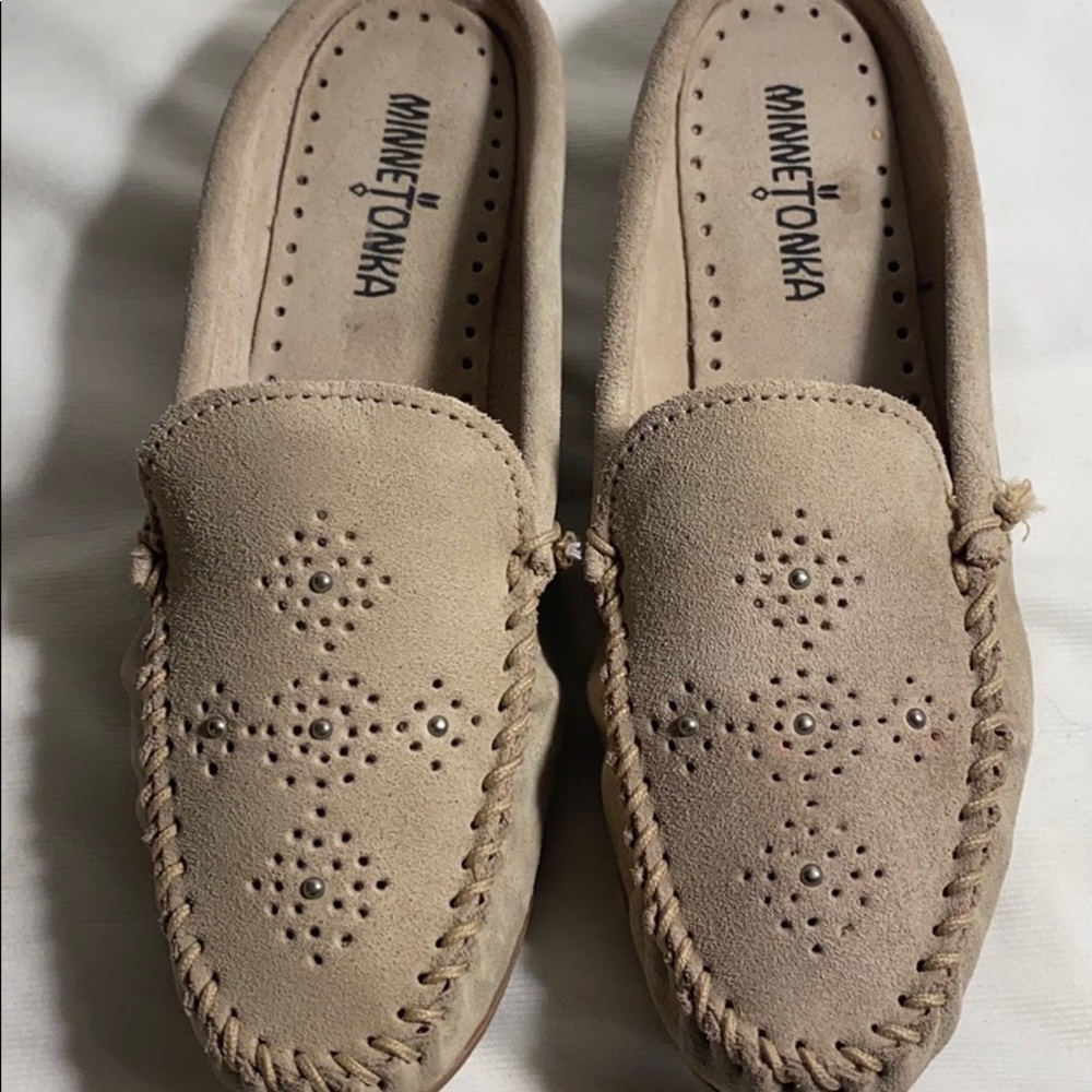 Minnetonka Leather Slip-ons - Size 9